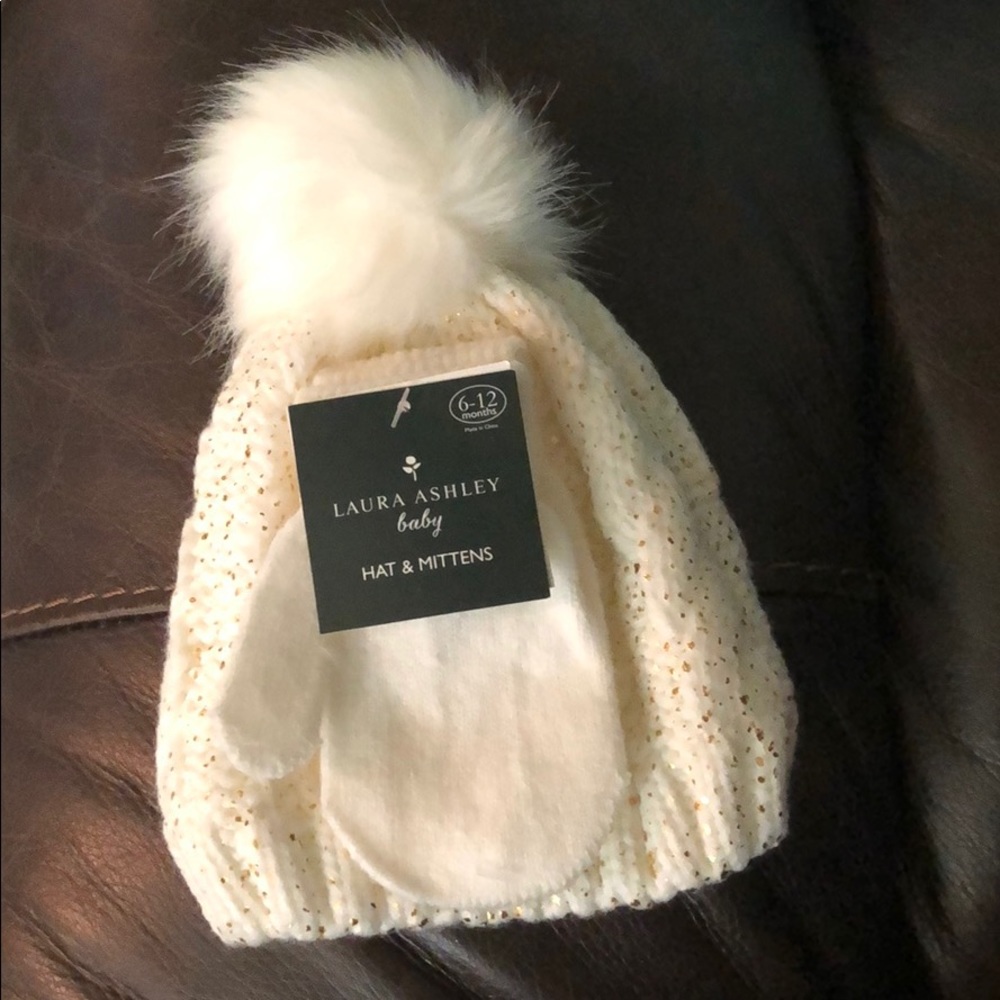 Laura Ashley hat and glove set